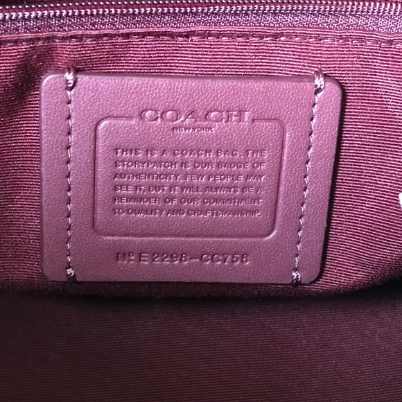✅Coach purse - Picture 12 of 14